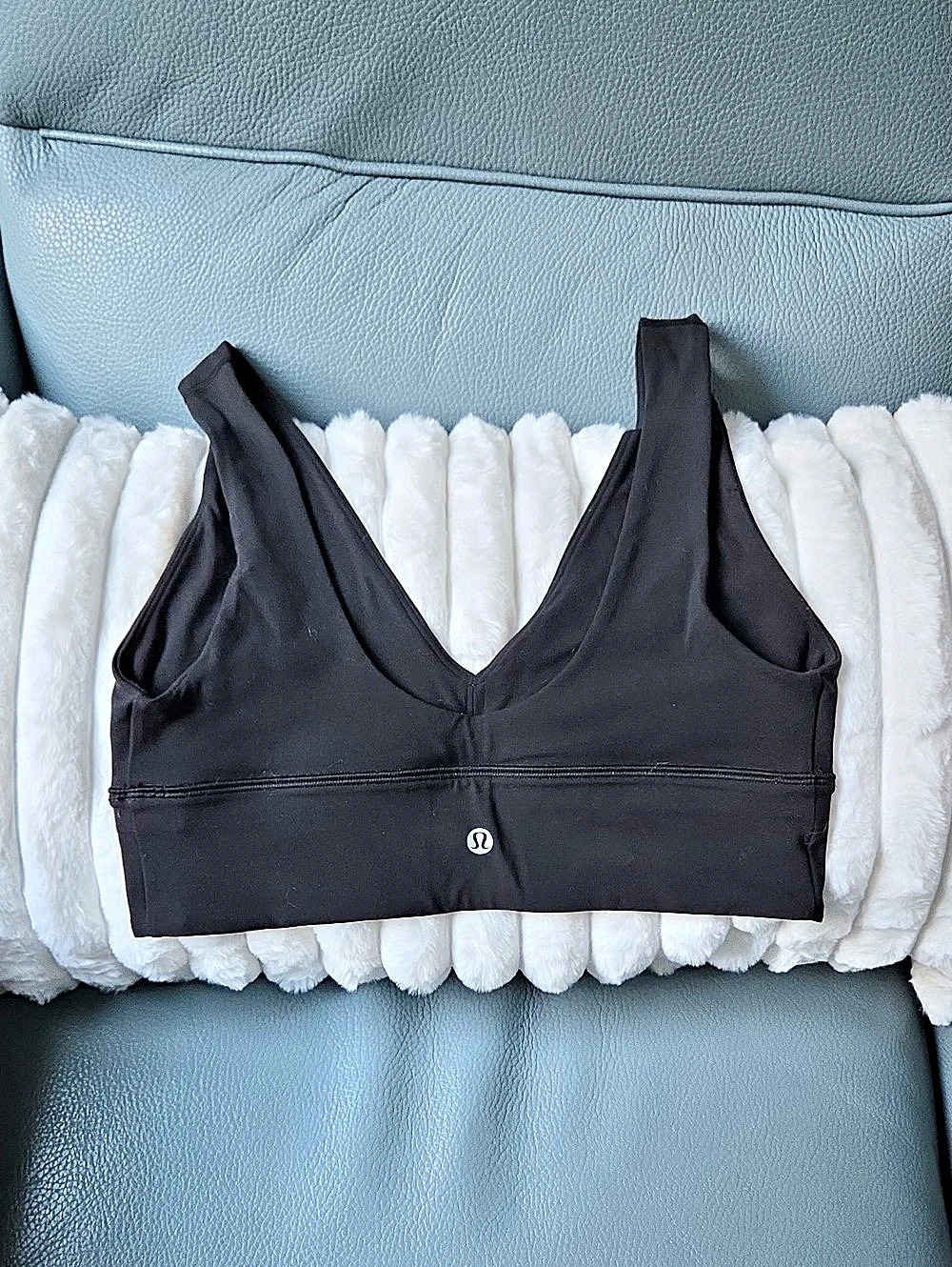 lululemon Align V-Neck Bra Black Sports Bra